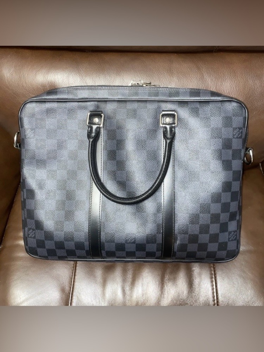 Louis Vuitton Damier
Graphite Porte Documents
Voyage PM Briefcase